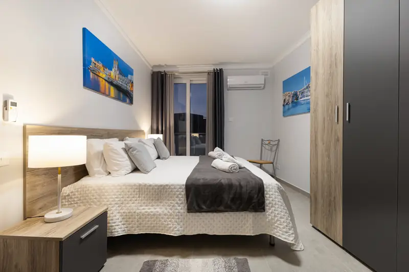 Double bedroom with artwork