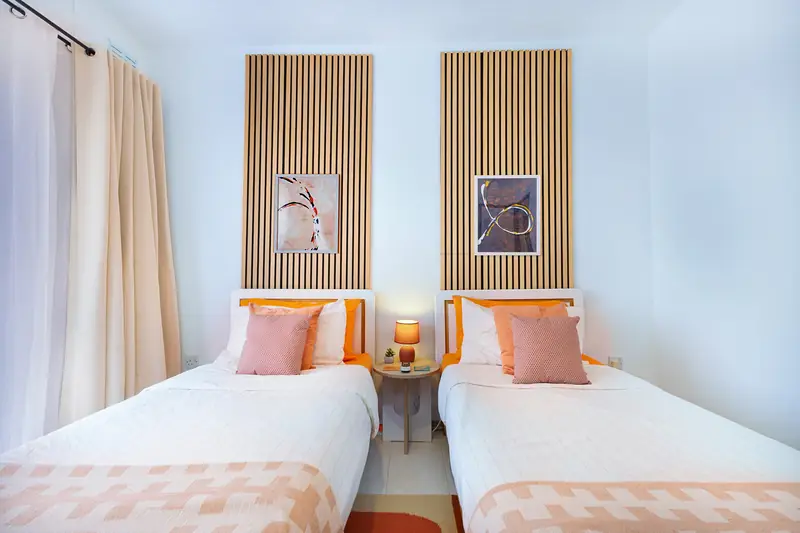 Twin bedroom
